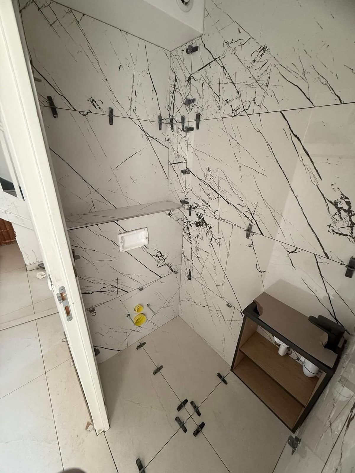 Carrelage mural ou sol de salle de bain