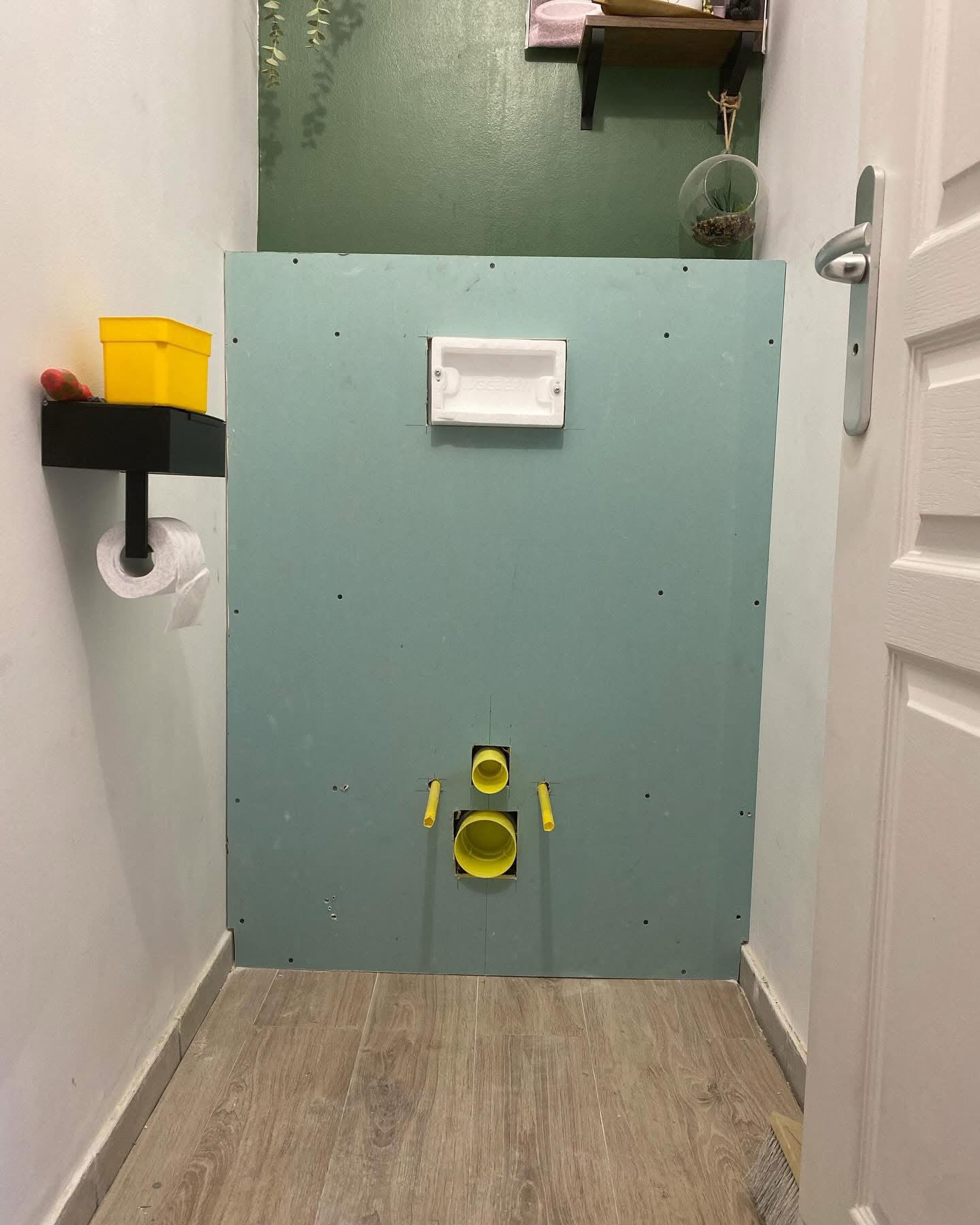 WC, douche, chauffe-eau et réseaux